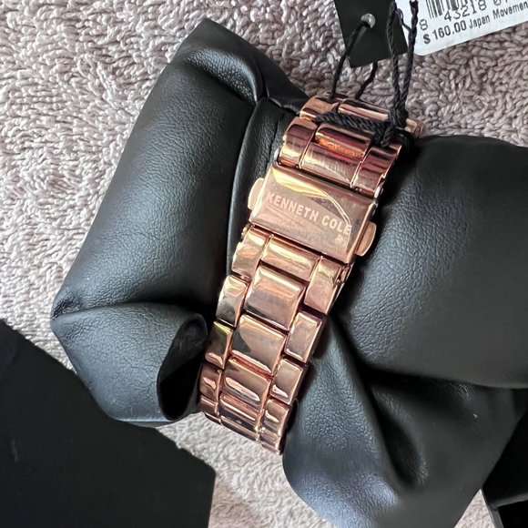 Kenneth Cole watch - Picture 3 of 4